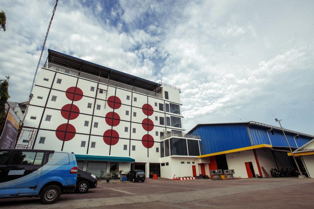 Sinar Sport Hotel Bengkulu Exterior photo