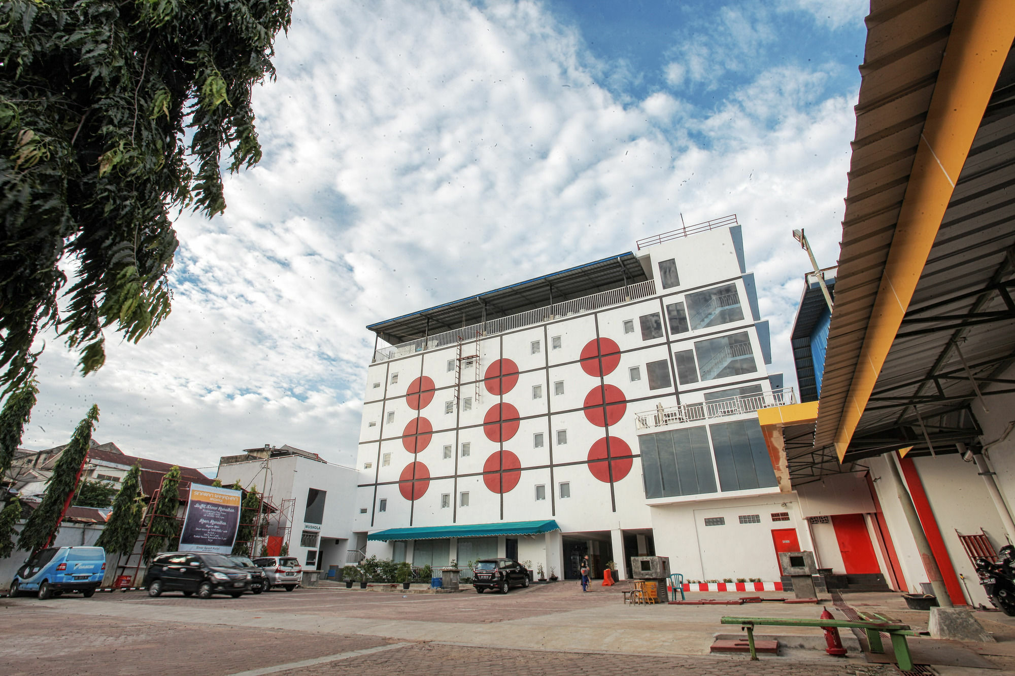 Sinar Sport Hotel Bengkulu Exterior photo