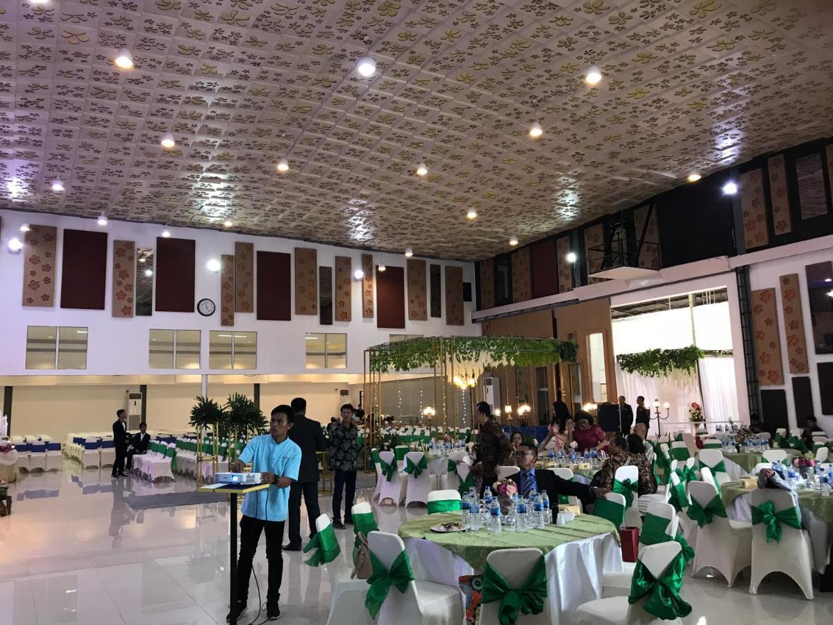 Sinar Sport Hotel Bengkulu Exterior photo